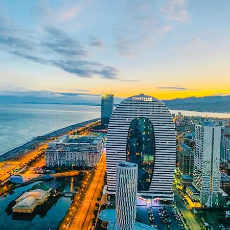 Seaside Vip Hotel Batumi Exterior photo