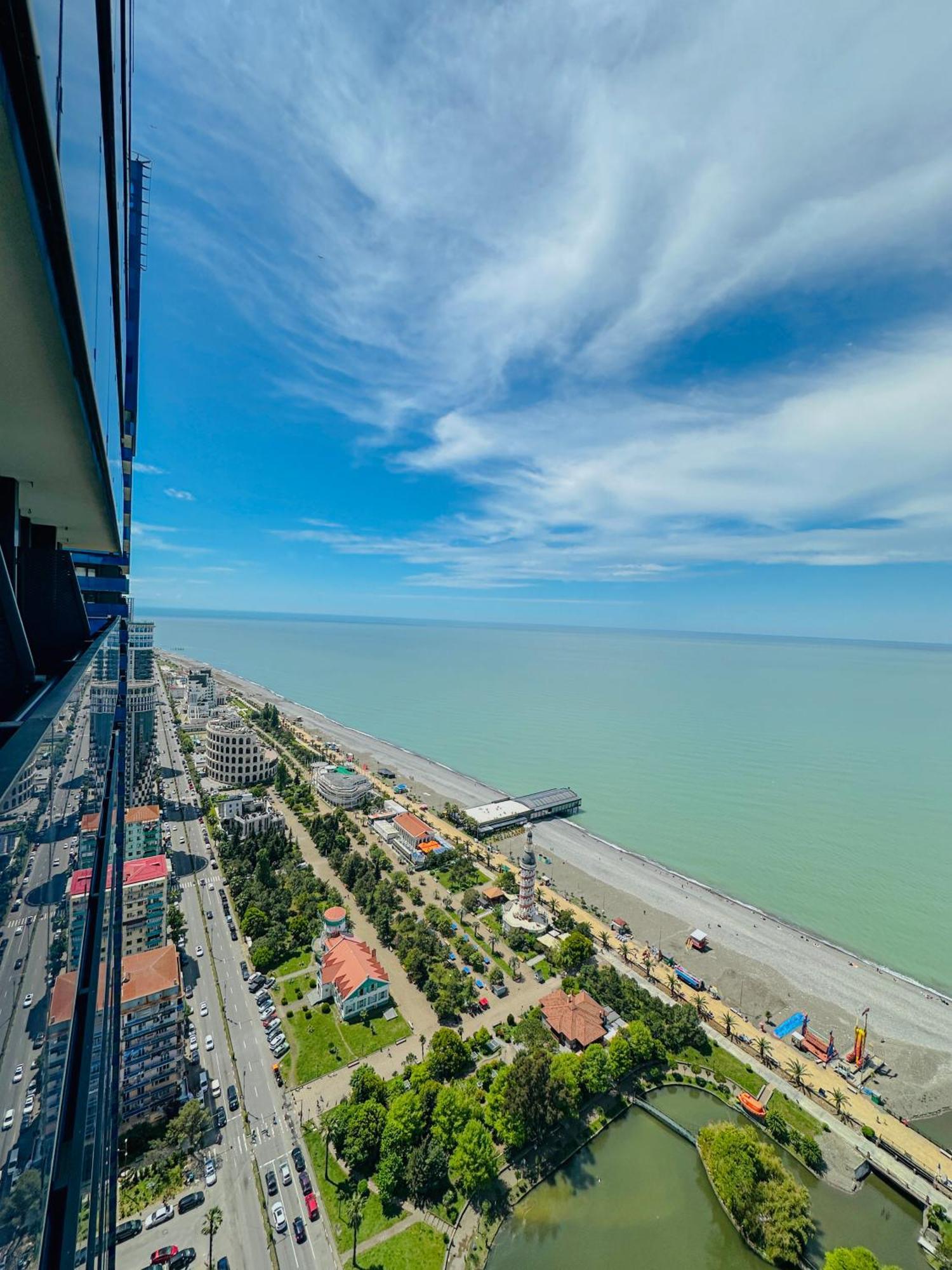 Seaside Vip Hotel Batumi Exterior photo