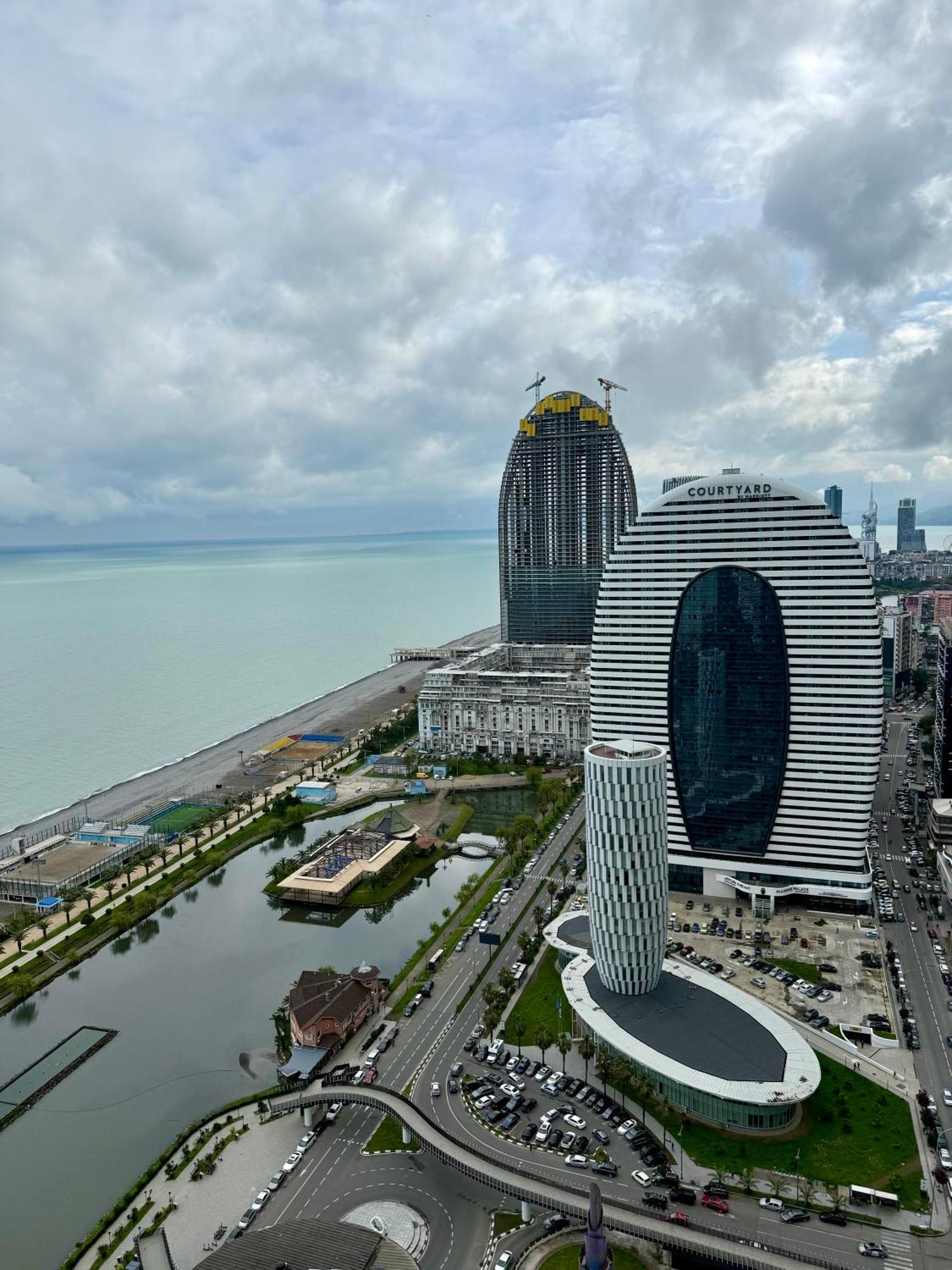 Seaside Vip Hotel Batumi Exterior photo