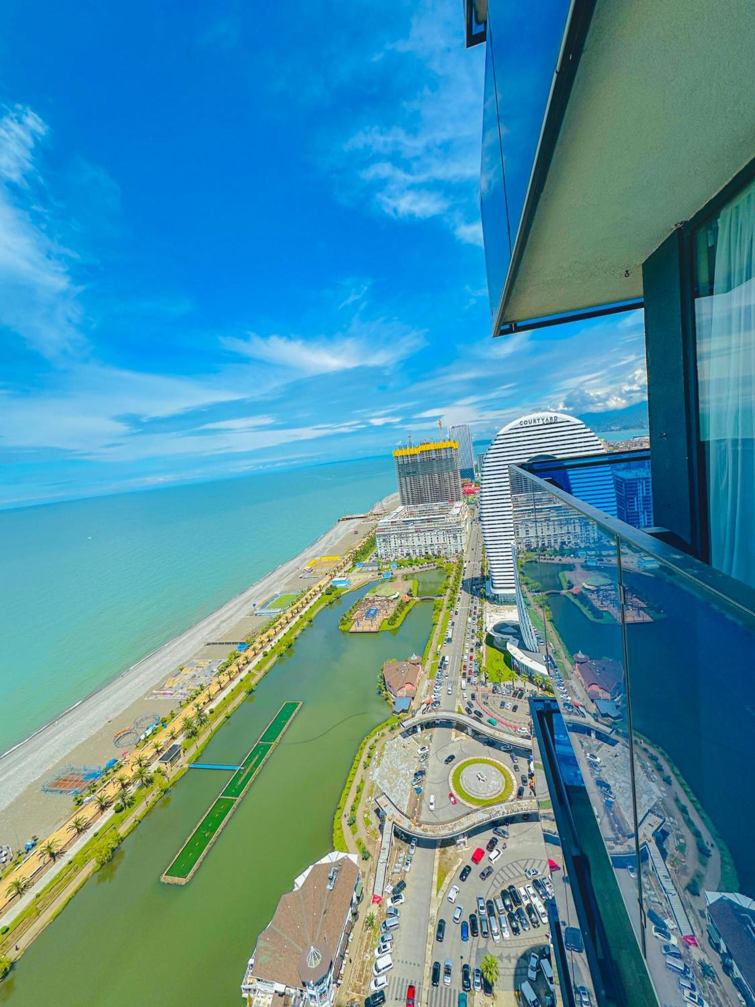 Seaside Vip Hotel Batumi Exterior photo
