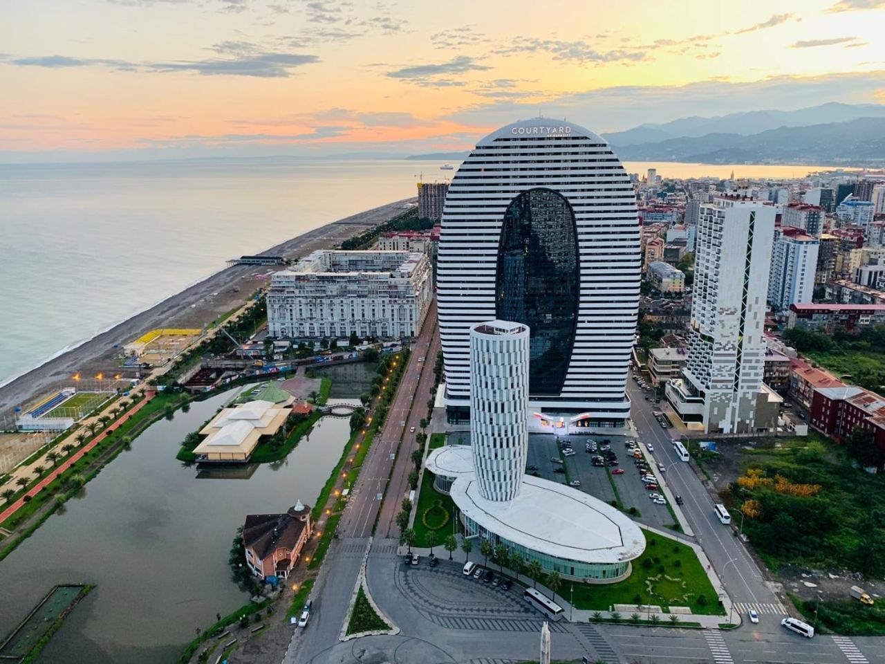Seaside Vip Hotel Batumi Exterior photo